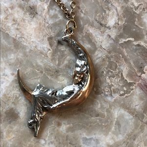 Unique vintage “1928” necklace